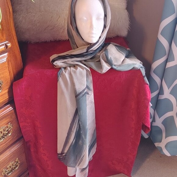 NWT WYNNE LAYERS OVERSIZED SCARF/PASHIMA - Picture 3 of 9